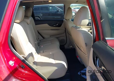 2017 Nissan Rogue Sv/Sl z USA, uszkodzony, nr VIN 5N1AT2MV4HC778305